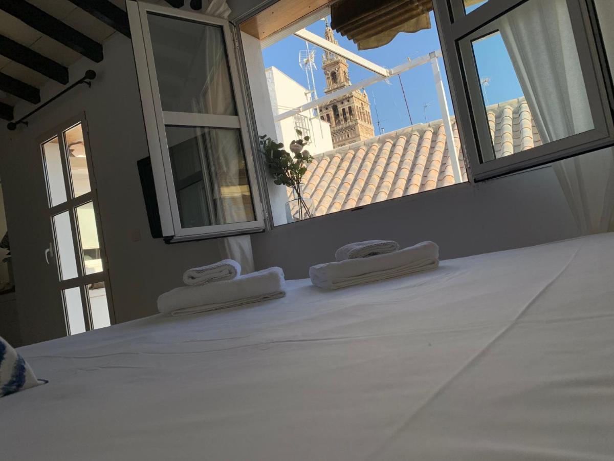 Stunning Attic With Private Terrace And Parking Optional Apartment Seville Ngoại thất bức ảnh