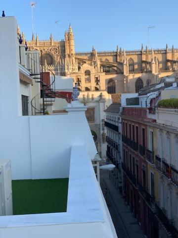 Stunning Attic With Private Terrace And Parking Optional Apartment Seville Ngoại thất bức ảnh
