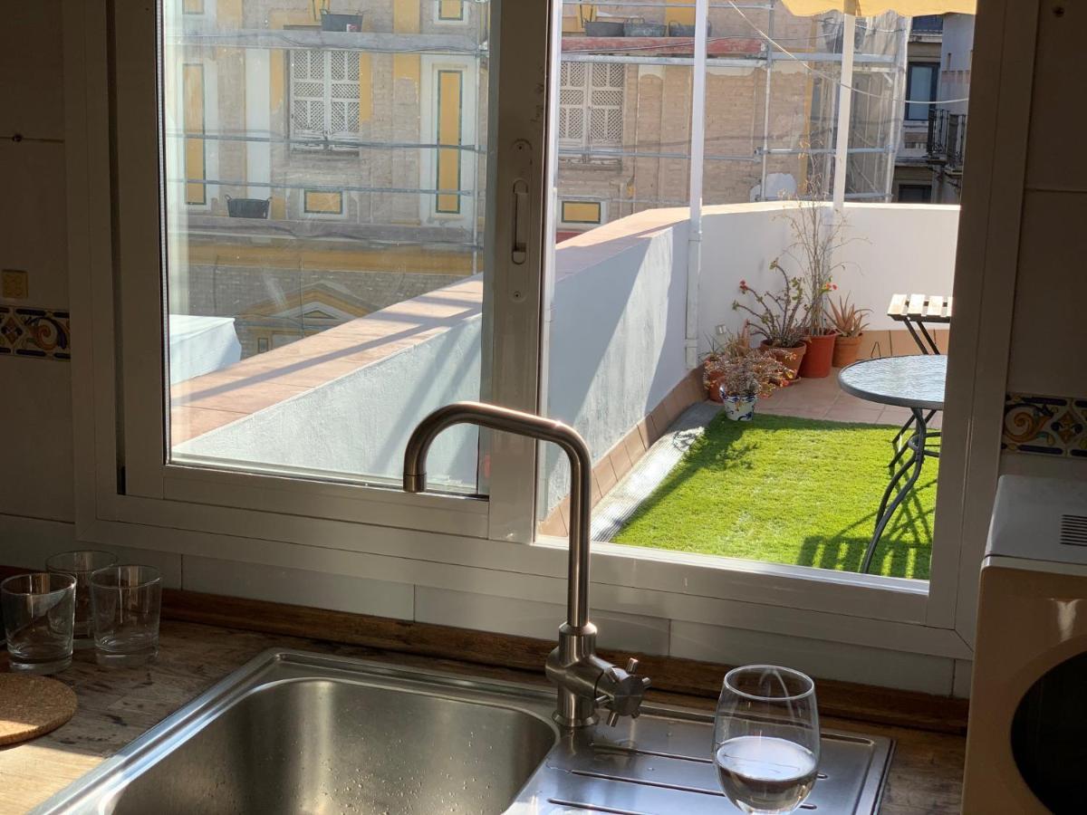 Stunning Attic With Private Terrace And Parking Optional Apartment Seville Ngoại thất bức ảnh